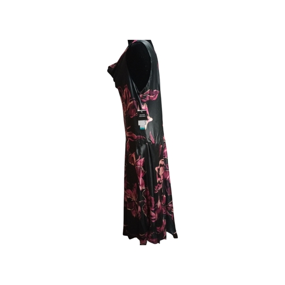Robbie B. Elegant Black and Pink Floral Dress, Scoop Neck And V-Back, NWT - Picture 6 of 9